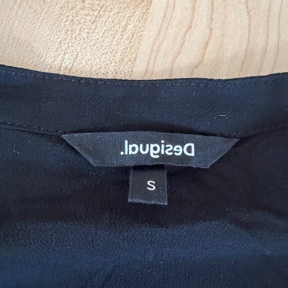 Desigual Ethnic Sleeve Embroidery Print Black Tiered Boho Dress Size Small - Picture 8 of 13